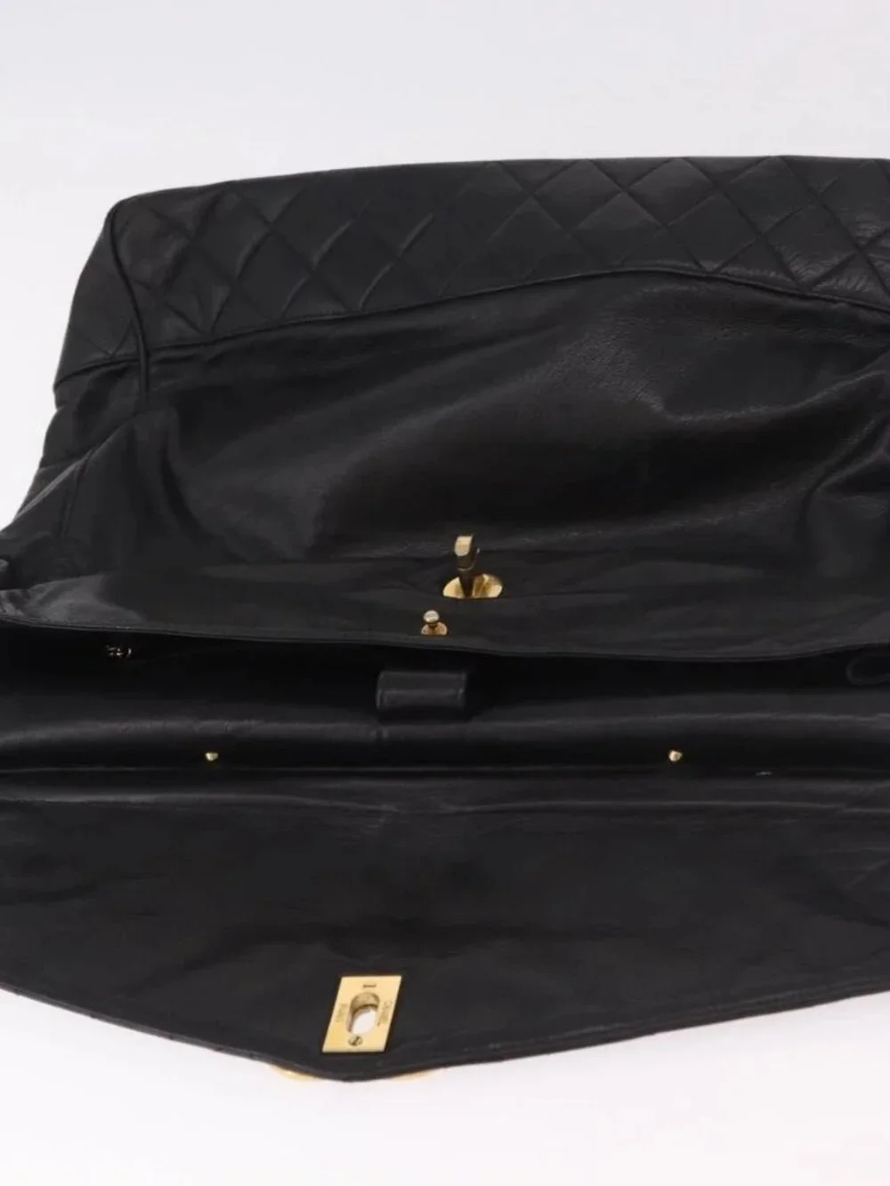 CHANEL Matelasse Hand Bag Lamb Skin Black Gold CC Auth 183326A